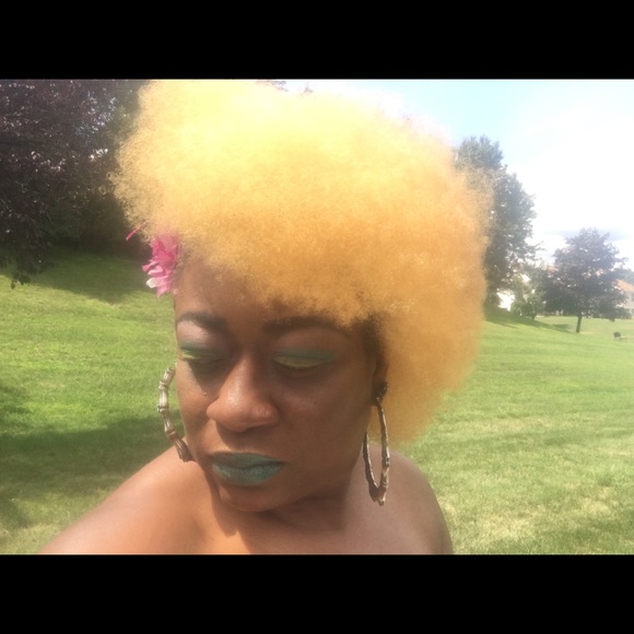 Meet your Posher, Kimberly - Picture 1 of 1